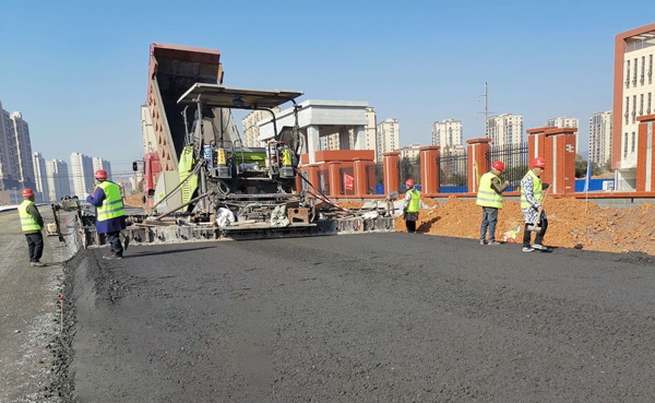 1610674718913829.jpg 南昌市政建設(shè)黨委委員呂文萬載縣南部新城項(xiàng)目指導(dǎo)工作6003.jpg