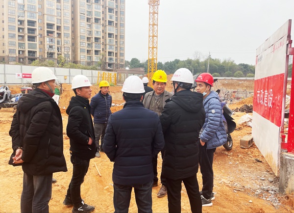 1612339680643039.jpg 南昌市政建設(shè)集團(tuán)湖南名門國際項(xiàng)目節(jié)前安全檢查6001.jpg