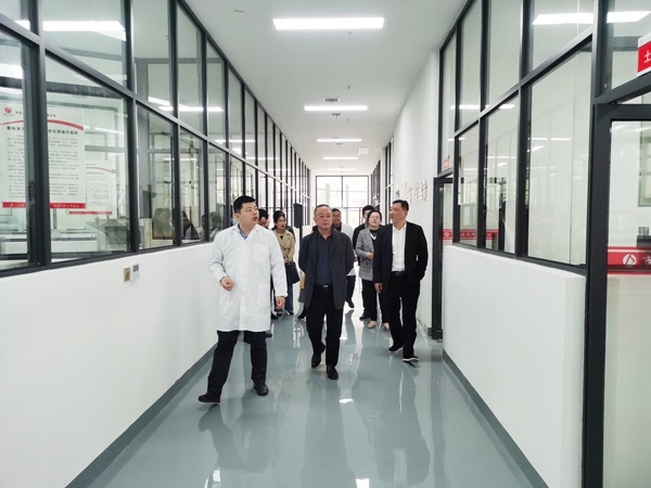 1616490843891264.jpg 青云譜區(qū)政協(xié)黨組副書記陳忠良南昌市政建設(shè)集團(tuán)轉(zhuǎn)作風(fēng)優(yōu)環(huán)境陽光驛道走訪6002.jpg