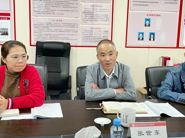 1617675094308157.jpg 南昌市政公用集團宣傳部傅越華指導(dǎo)報告文學創(chuàng)作6002.jpg