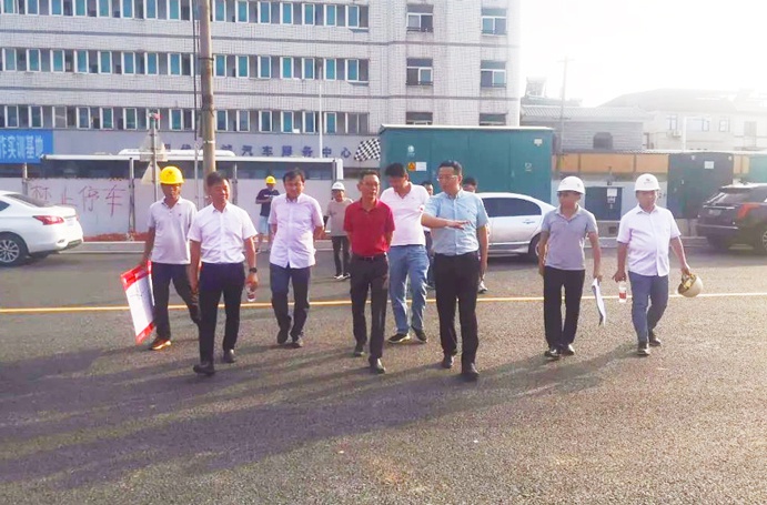 1633680696166535.jpg 南昌市政公用集團鄭學(xué)平洛陽東路綜合改造項目檢查指導(dǎo)6911.jpg