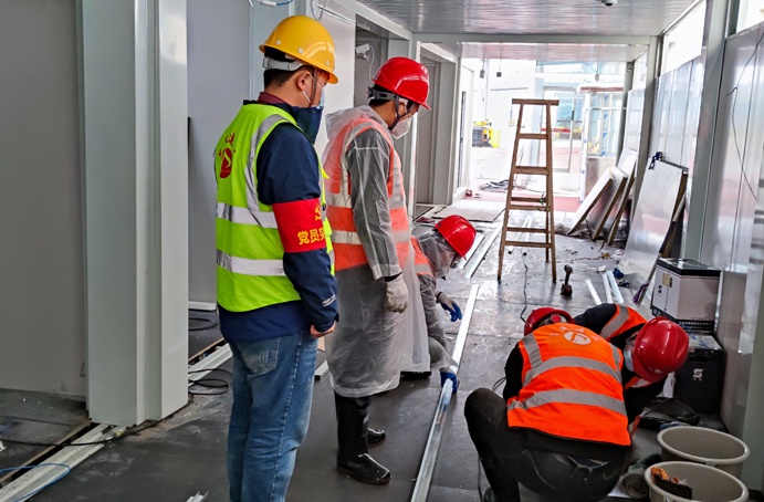 1648339114741192.jpg 南昌市政建設集團黨旗在項目一線高高飄揚6913.jpg