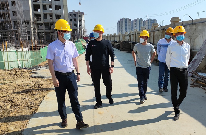 1649900160546658.jpg 徐旭前往昌東項(xiàng)目檢查指導(dǎo)疫情防控安全生產(chǎn)工作6911.jpg