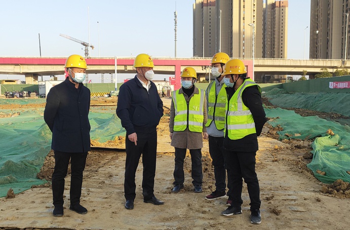 徐旭深入在建項目一線檢查指導 徐旭深入在建項目一線檢查指導