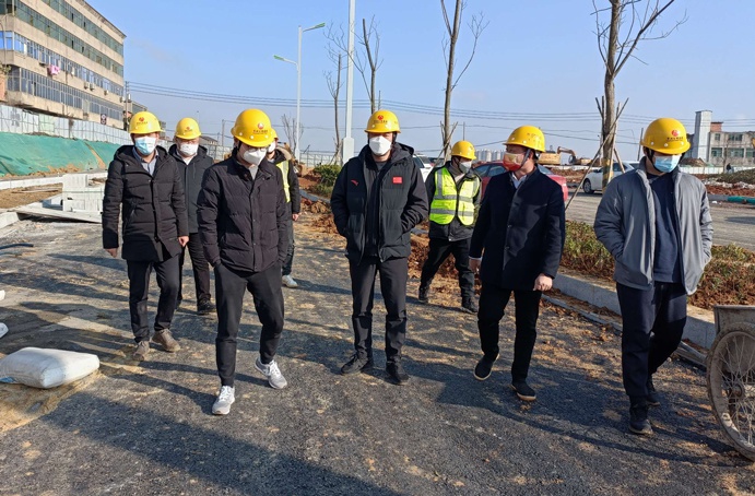 南昌市政建設(shè)集團(tuán)領(lǐng)導(dǎo)班子深入項目一線開展節(jié)前督導(dǎo)慰問 南昌市政建設(shè)集團(tuán)領(lǐng)導(dǎo)班子深入項目一線開展節(jié)前督導(dǎo)慰問