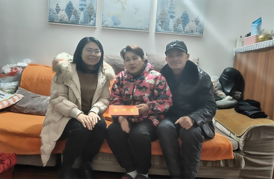 南昌市政建設(shè)集團開展2024年春節(jié)“送溫暖”走訪慰問行動 南昌市政建設(shè)集團開展2024年春節(jié)“送溫暖”走訪慰問行動